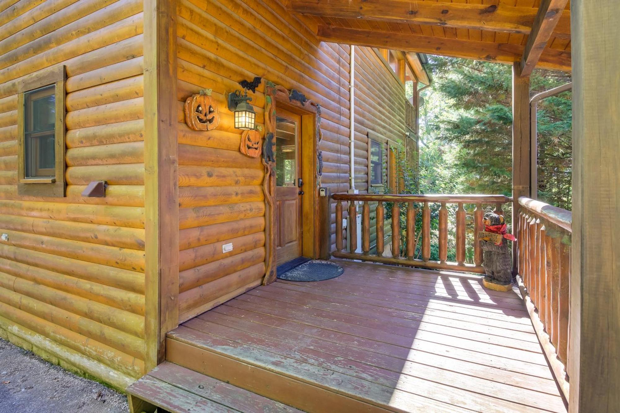 Secluded And Wooded Wears Valley Cabin With Fire Pit! เซอเวียร์วีล ภายนอก รูปภาพ