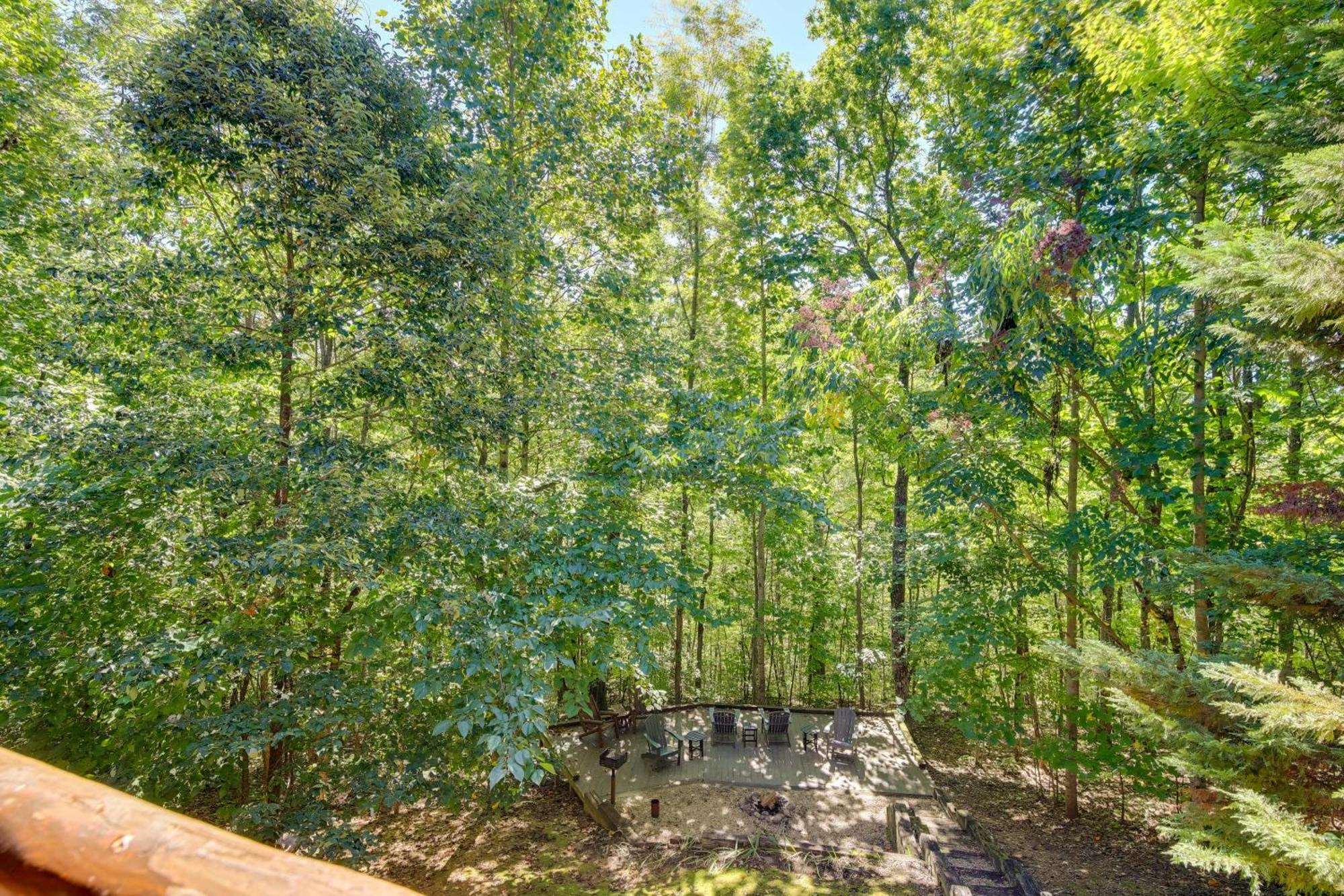 Secluded And Wooded Wears Valley Cabin With Fire Pit! เซอเวียร์วีล ภายนอก รูปภาพ